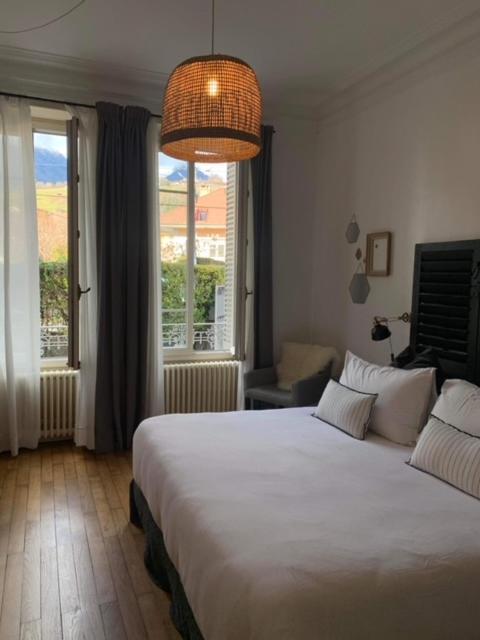 Les Chambres De Pauline Avec Spa Et Climatisation 阿尔贝维尔 外观 照片