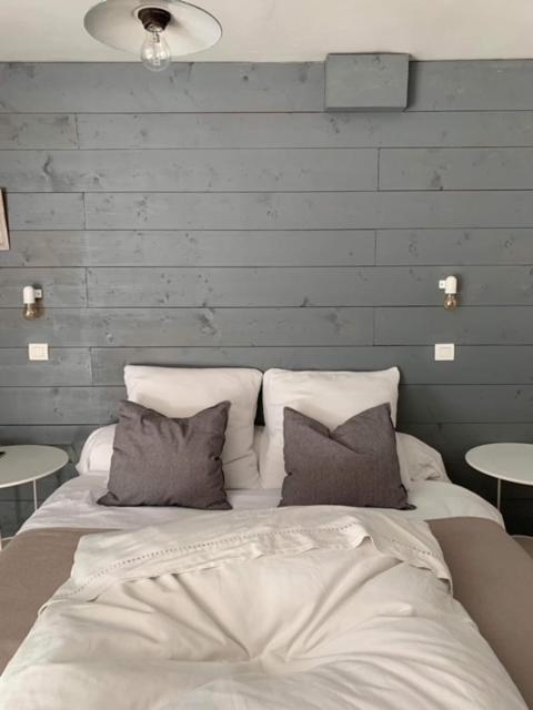 Les Chambres De Pauline Avec Spa Et Climatisation 阿尔贝维尔 外观 照片